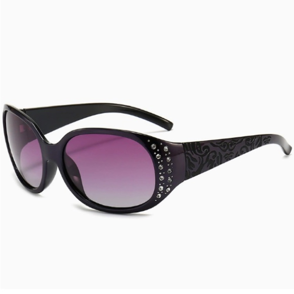 Chic Black and Purple Sunglasses with Rhinestone Accents
